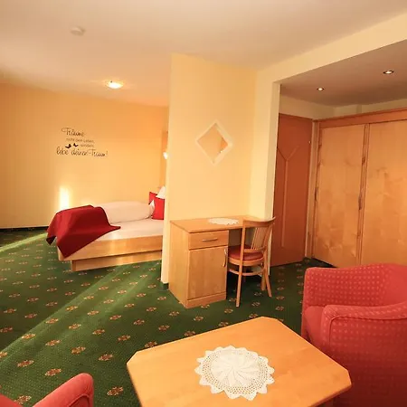 Ramsau Aparthotel 3*